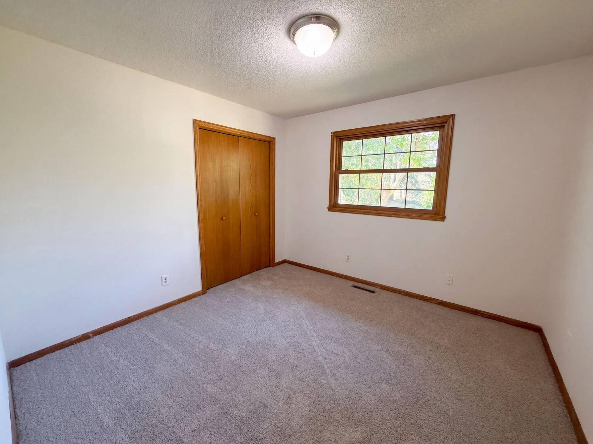 7537 Fairfield Road N, Brooklyn Park, MN 55444 listing_12.jpg