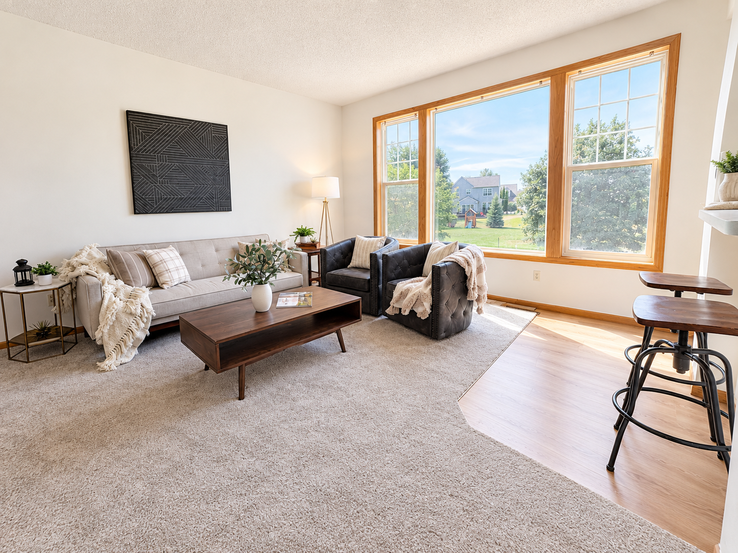 12141 85th Place N, Maple Grove, MN 55369 Living Room