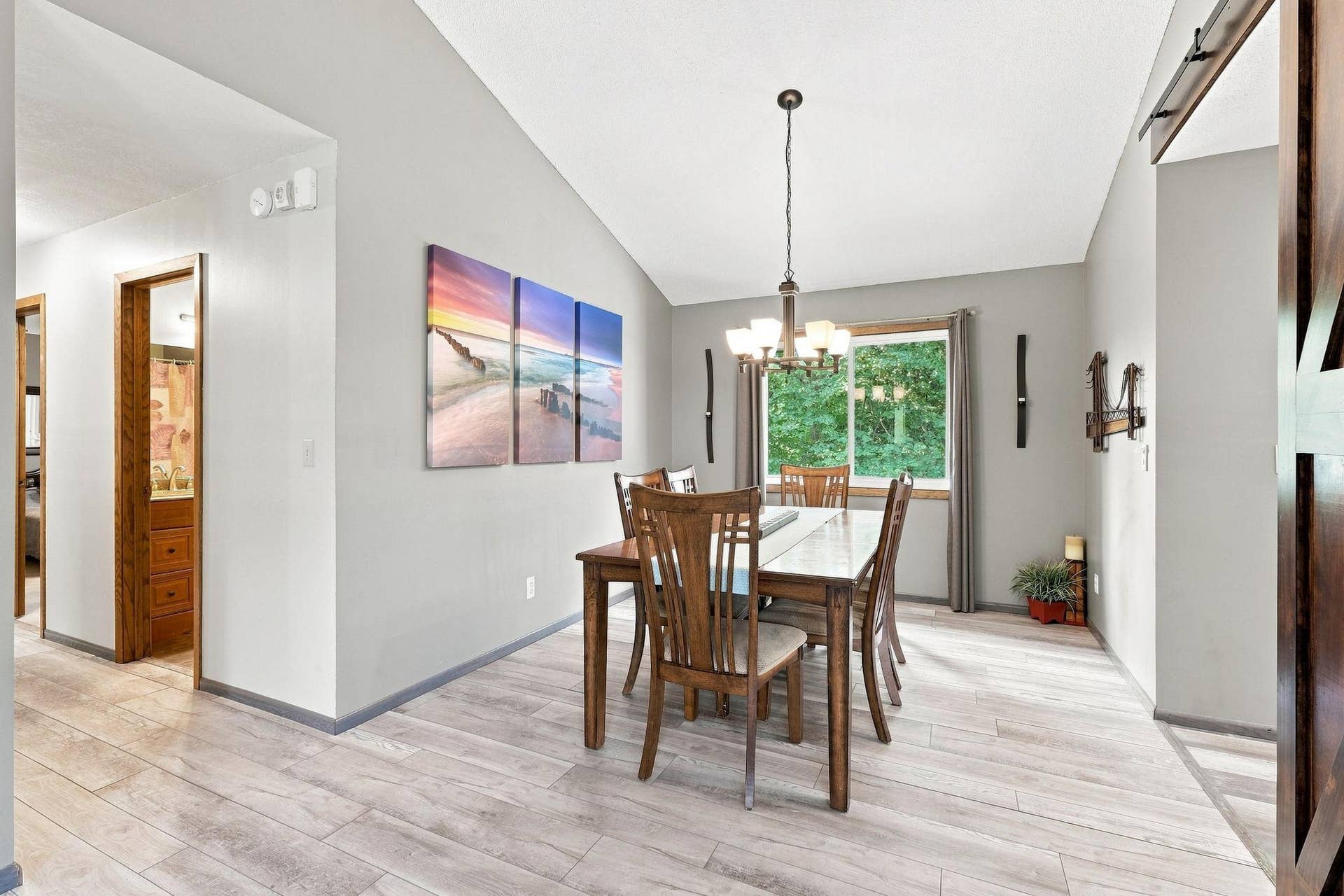 6649 Buckingham Road, Woodbury, MN 55125 Dining Room 6649 Buckingham Rd Woodbury MN 55125
