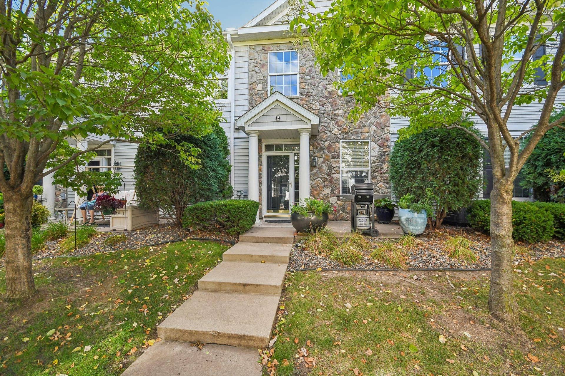 1602 Woodlynn Avenue, #2, Maplewood, MN 55109 1-web-or-mls-Woodlynn Ave 2-S1009-001.jpg