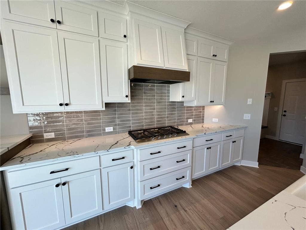 4097 Arbor Drive, Woodbury, MN 55129 4097 Arbor Drive, Woodbury, MN 55129