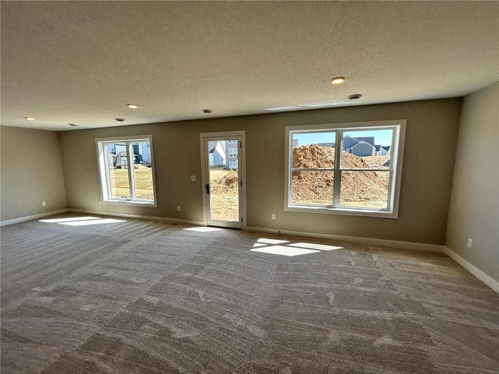 4097 Arbor Drive, Woodbury, MN 55129 4097 Arbor Drive, Woodbury, MN 55129
