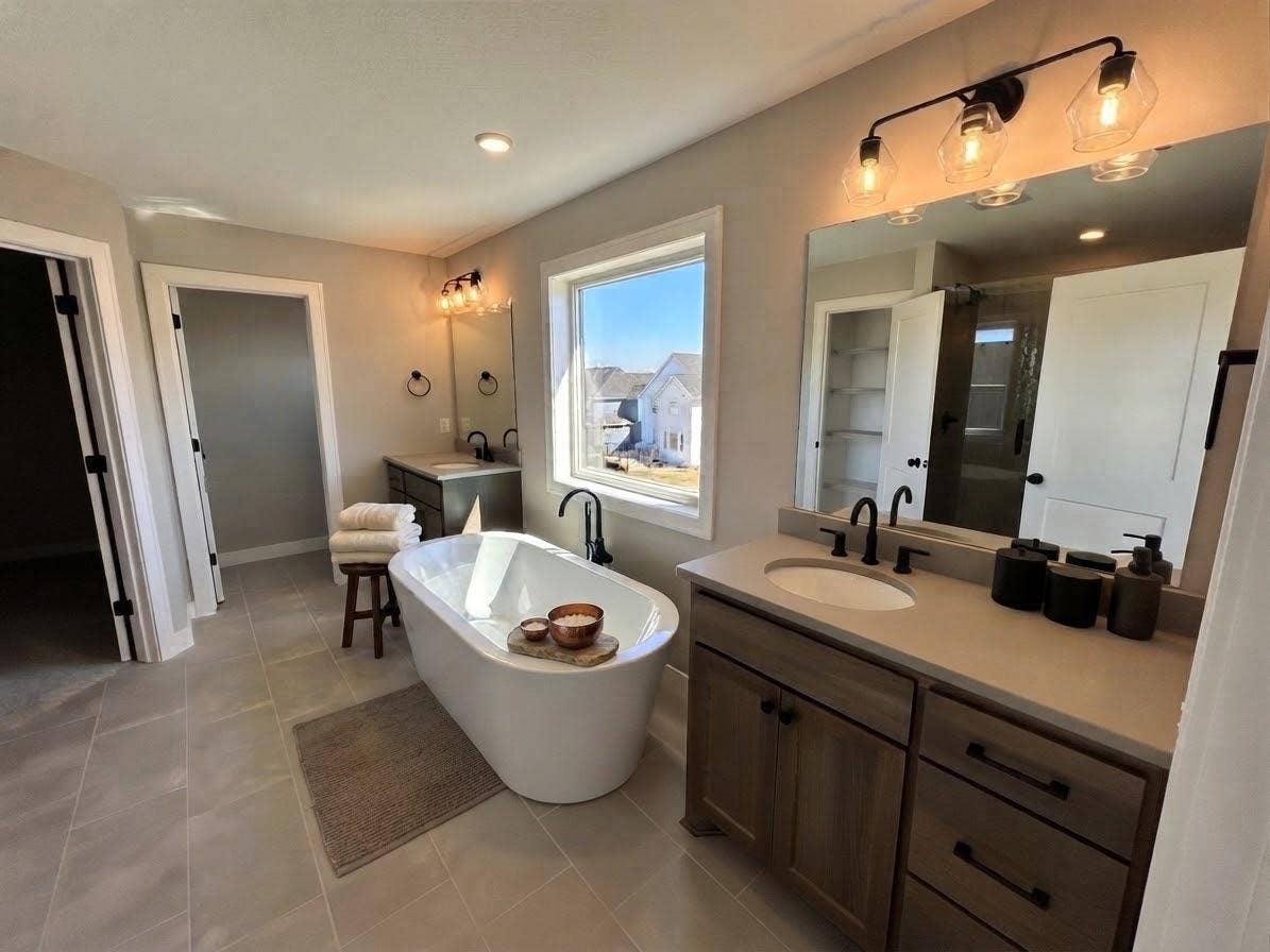 4097 Arbor Drive, Woodbury, MN 55129 Virtually Staged