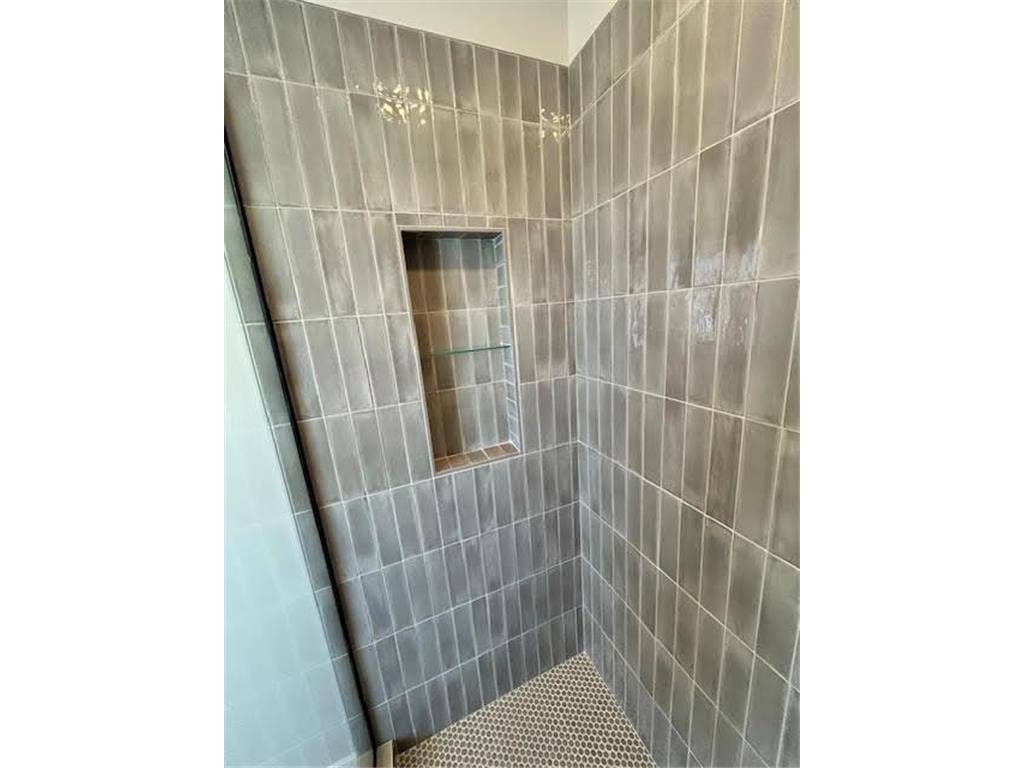4097 Arbor Drive, Woodbury, MN 55129 4097 Arbor Drive, Woodbury, MN 55129