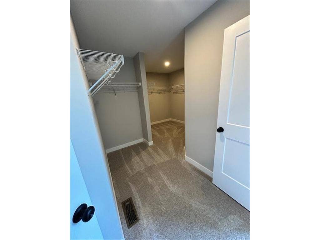 4097 Arbor Drive, Woodbury, MN 55129 4097 Arbor Drive, Woodbury, MN 55129
