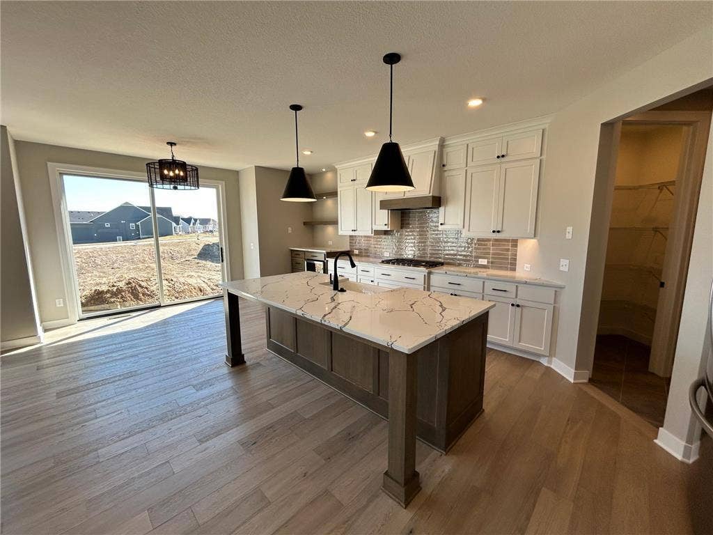 4097 Arbor Drive, Woodbury, MN 55129 4097 Arbor Drive, Woodbury, MN 55129