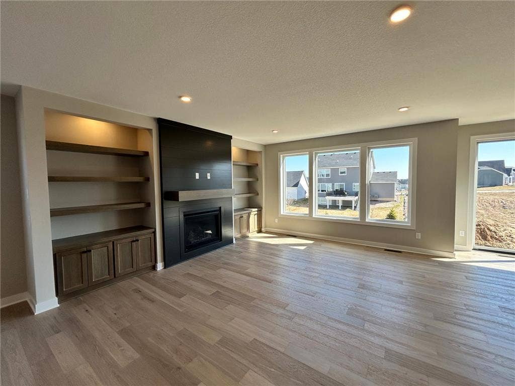 4097 Arbor Drive, Woodbury, MN 55129 4097 Arbor Drive, Woodbury, MN 55129