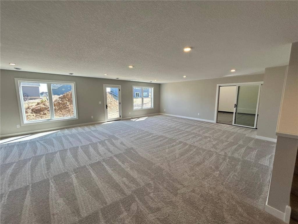 4097 Arbor Drive, Woodbury, MN 55129 4097 Arbor Drive, Woodbury, MN 55129