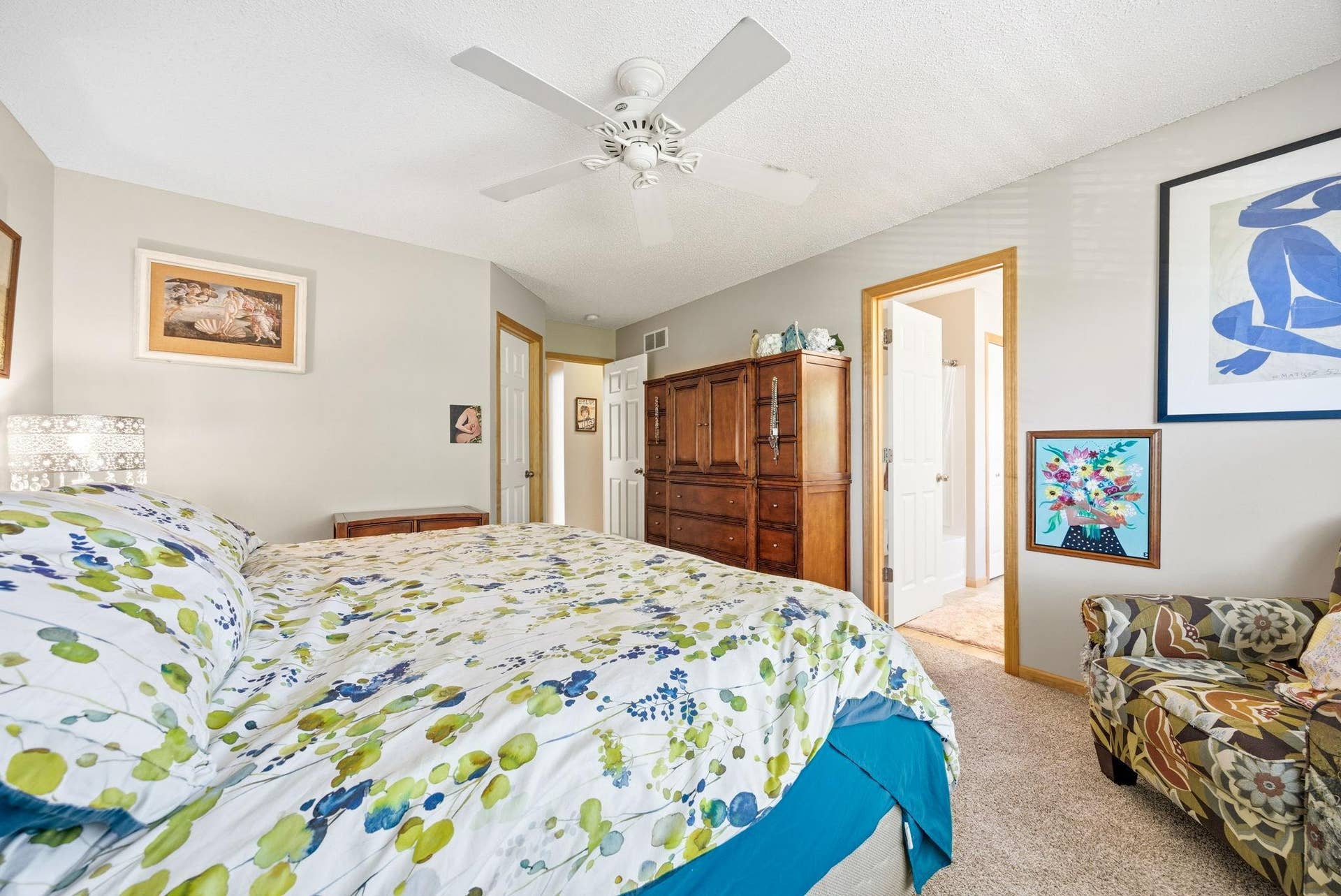 3425 Hazel Trail, #D, Woodbury, MN 55129 15-web-or-mls-130.jpg