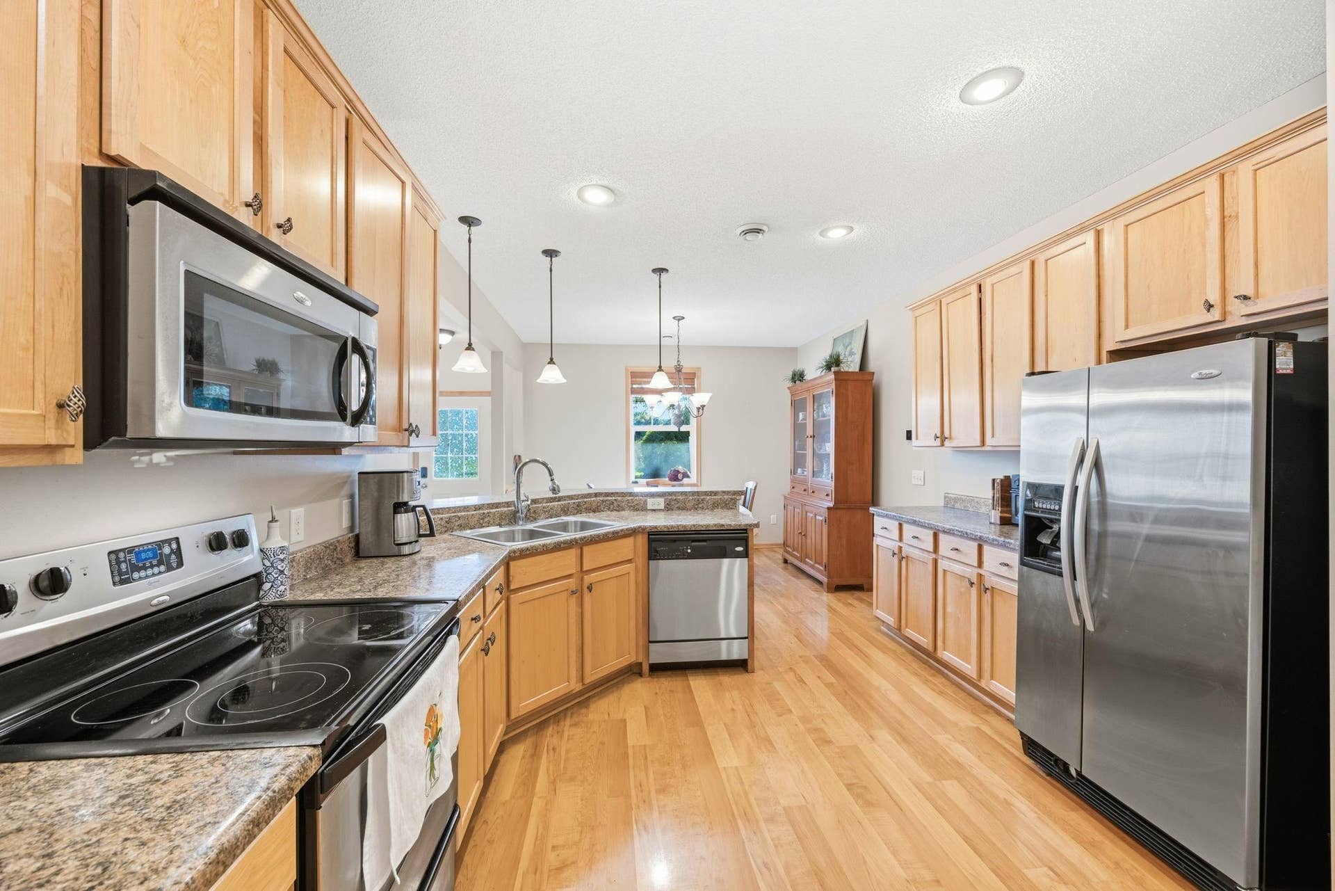3425 Hazel Trail, #D, Woodbury, MN 55129 9-web-or-mls-125.jpg
