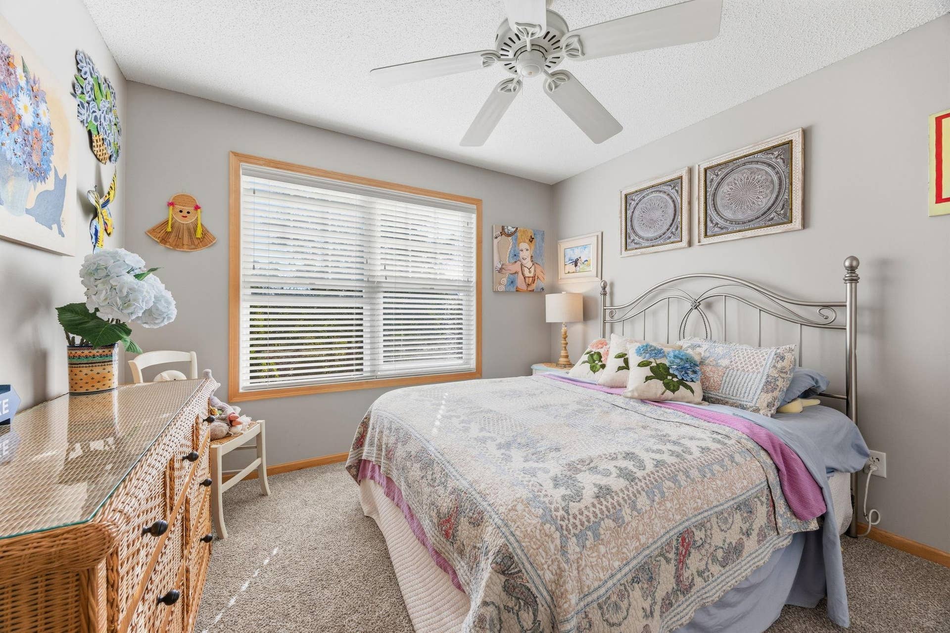 3425 Hazel Trail, #D, Woodbury, MN 55129 17-web-or-mls-106.jpg