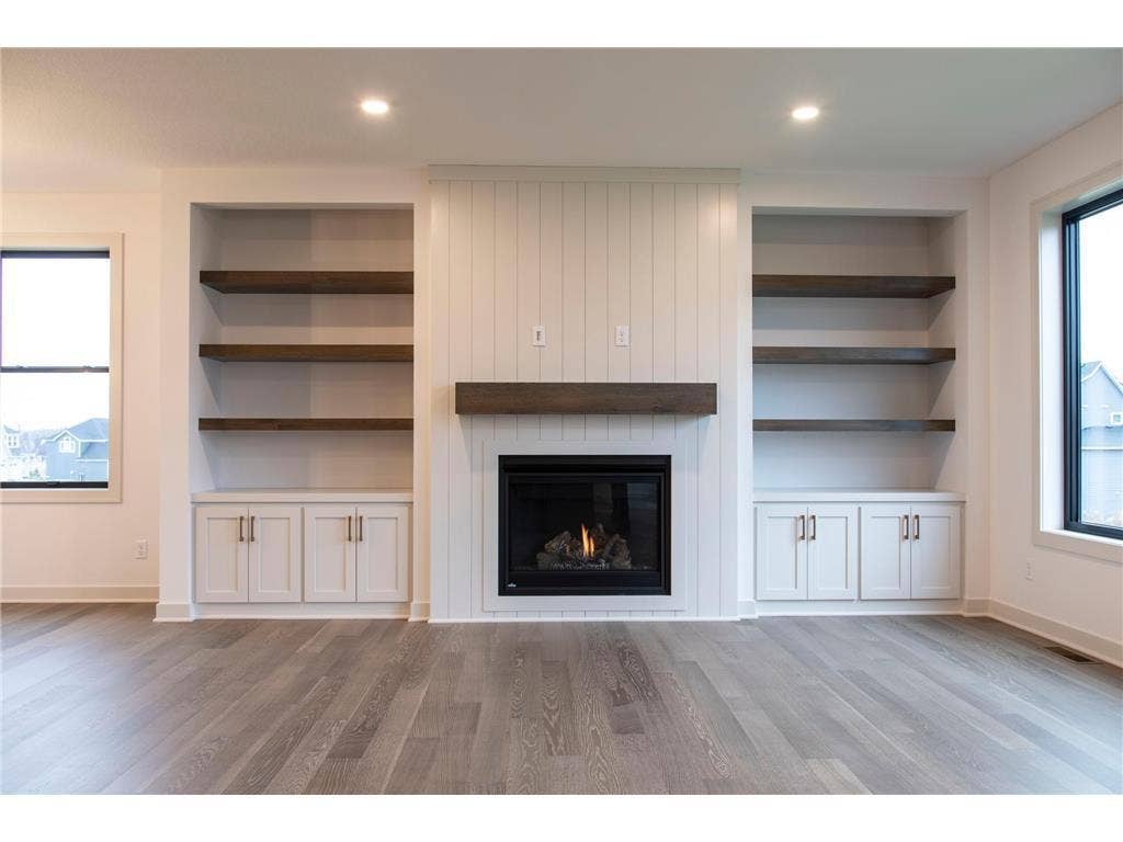 4130 Gable Lane, Woodbury, MN 55129 Photo of similar home - options will likely be different