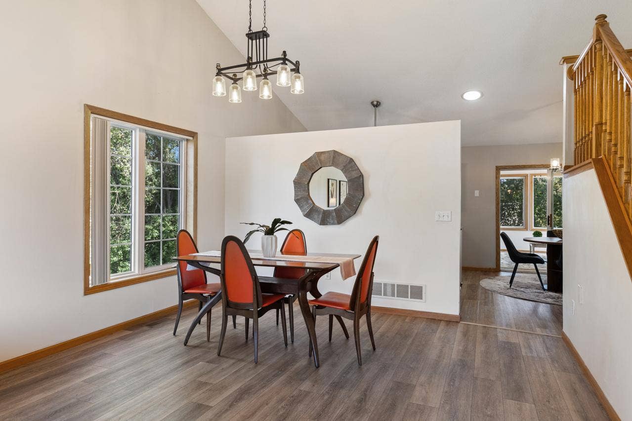 6300 91st Trail N, Brooklyn Park, MN 55445