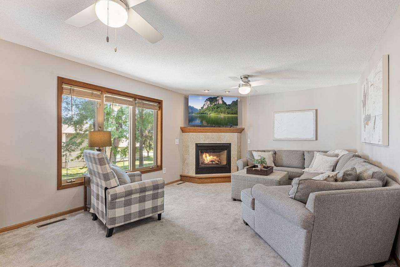 6300 91st Trail N, Brooklyn Park, MN 55445