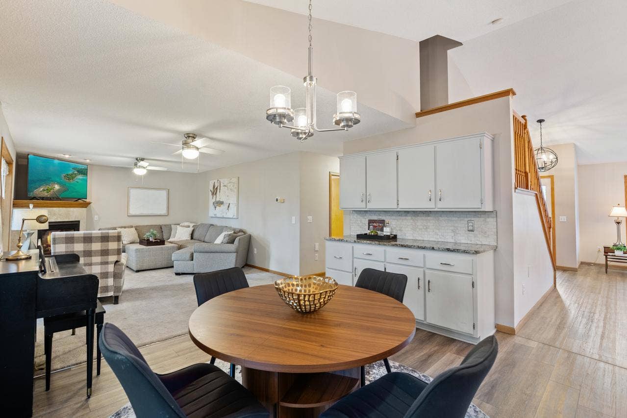 6300 91st Trail N, Brooklyn Park, MN 55445
