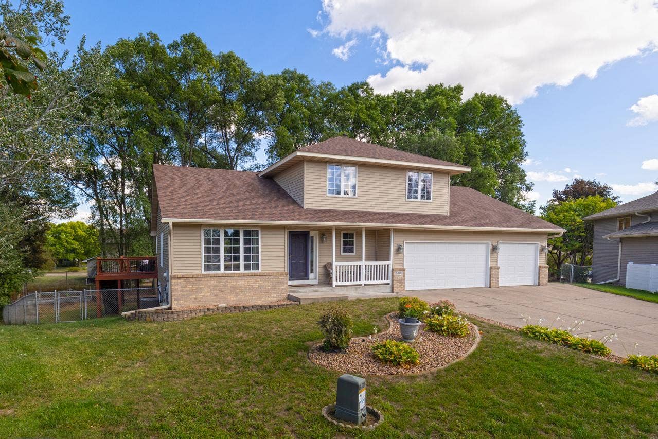 6300 91st Trail N, Brooklyn Park, MN 55445