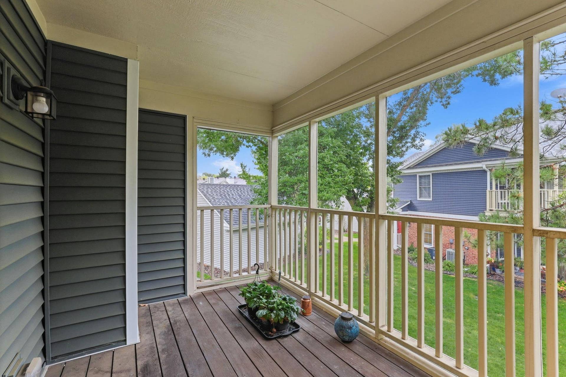 10966 Quebec Avenue S, Bloomington, MN 55438 28-web-or-mls-10966-Quebec-Ave-S-28.jpg