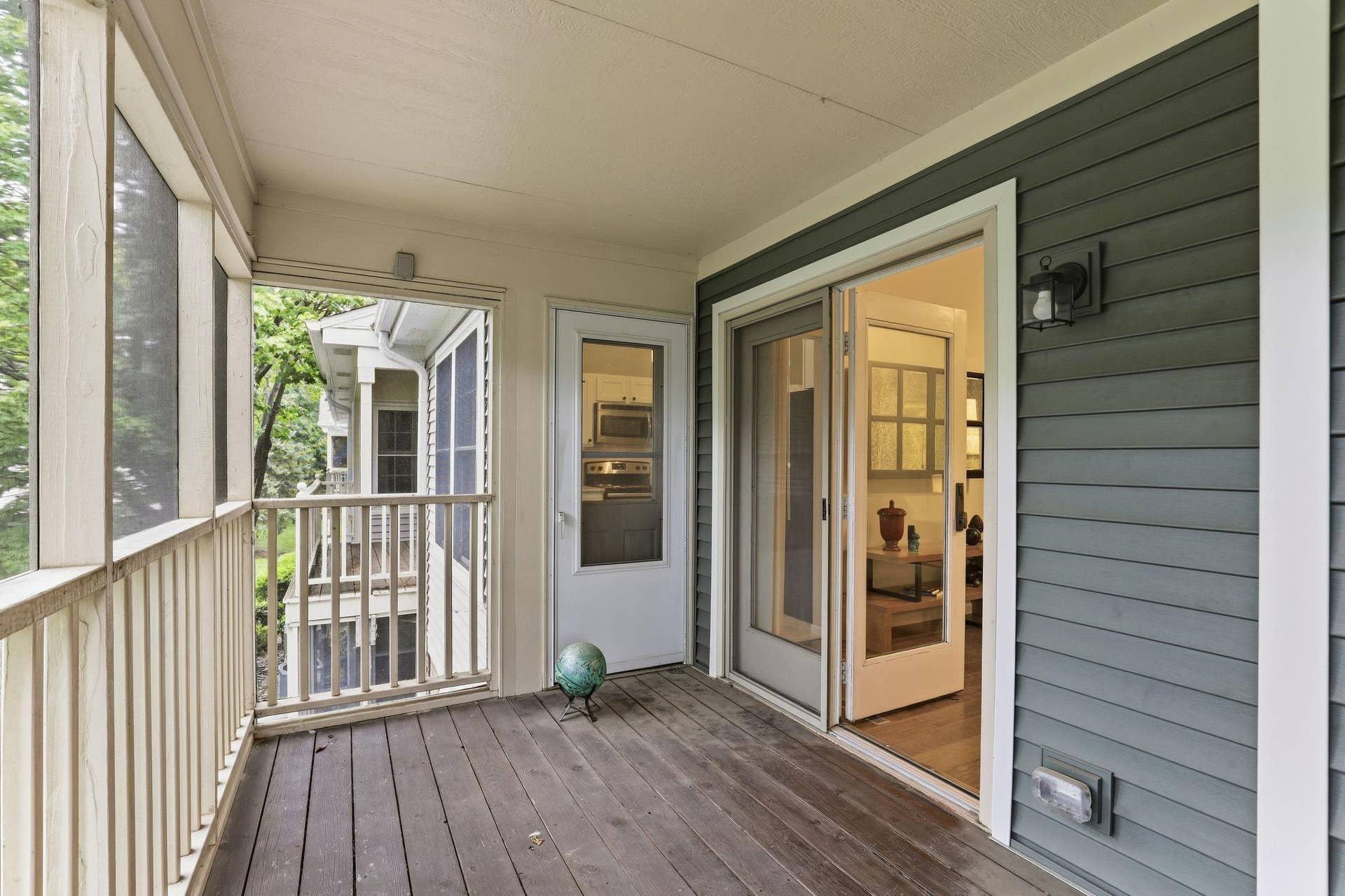 10966 Quebec Avenue S, Bloomington, MN 55438 29-web-or-mls-10966-Quebec-Ave-S-29.jpg
