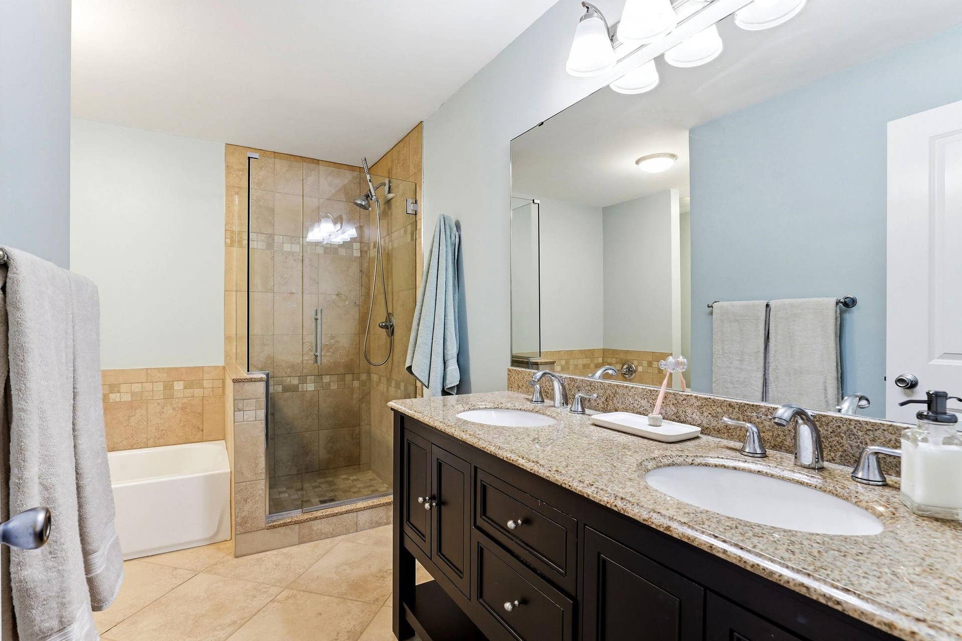 10966 Quebec Avenue S, Bloomington, MN 55438 23-web-or-mls-10966-Quebec-Ave-S-23.jpg