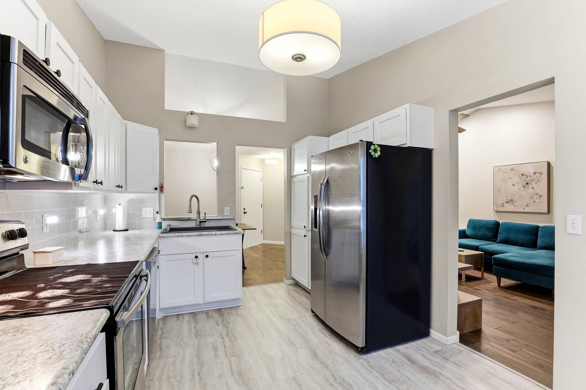 10966 Quebec Avenue S, Bloomington, MN 55438 15-web-or-mls-10966-Quebec-Ave-S-15.jpg
