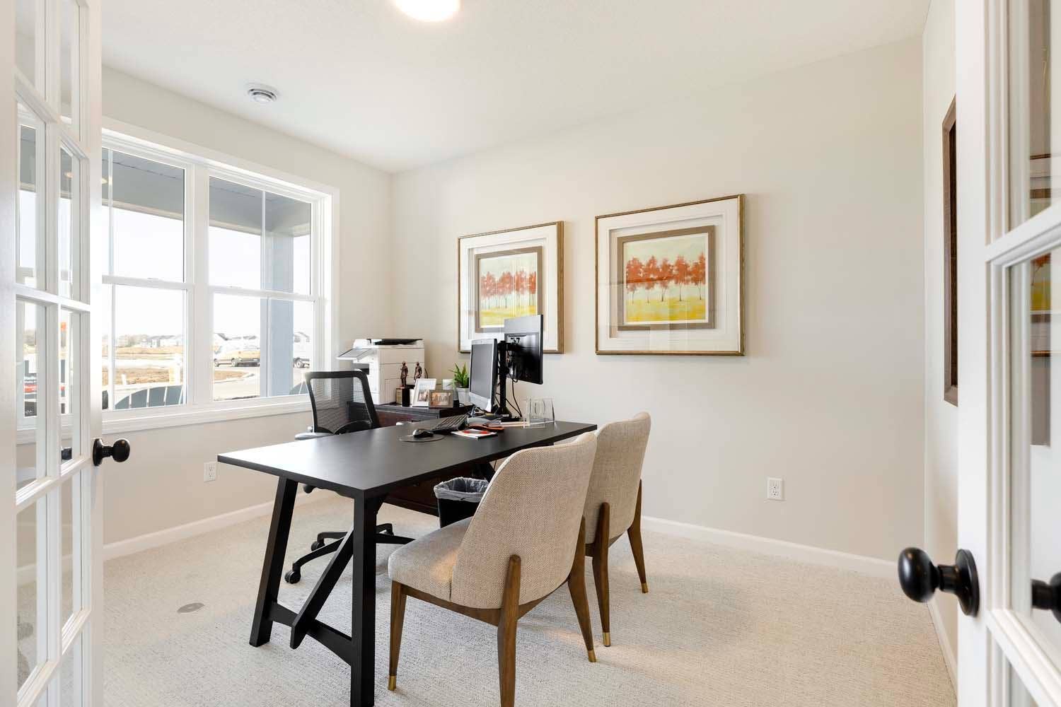 10941 37th Street N, Lake Elmo, MN 55042 Photo taken from previous model with a similar floorplan. While similar, some options shown in the picture may not be included in this pricing. Please ask for a detailed list of included features for this listing.