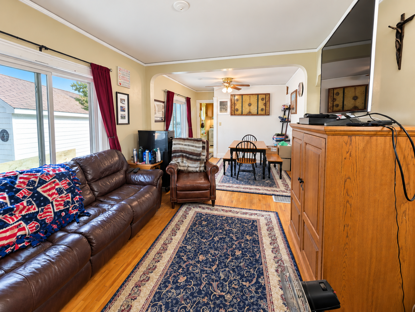 2082 Manitou Avenue, 92, Saint Paul, MN 55119 Living Room-Dining.png