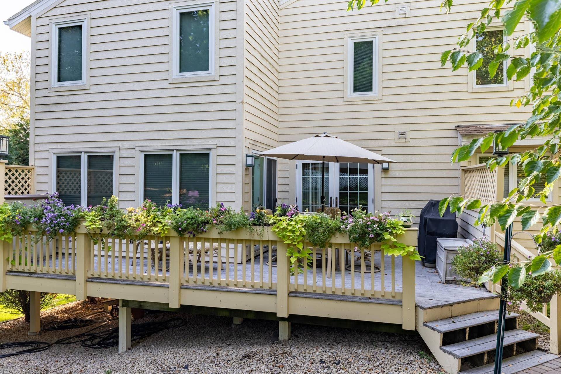 9409 Yukon Avenue S, Bloomington, MN 55438 Join us on our deck!