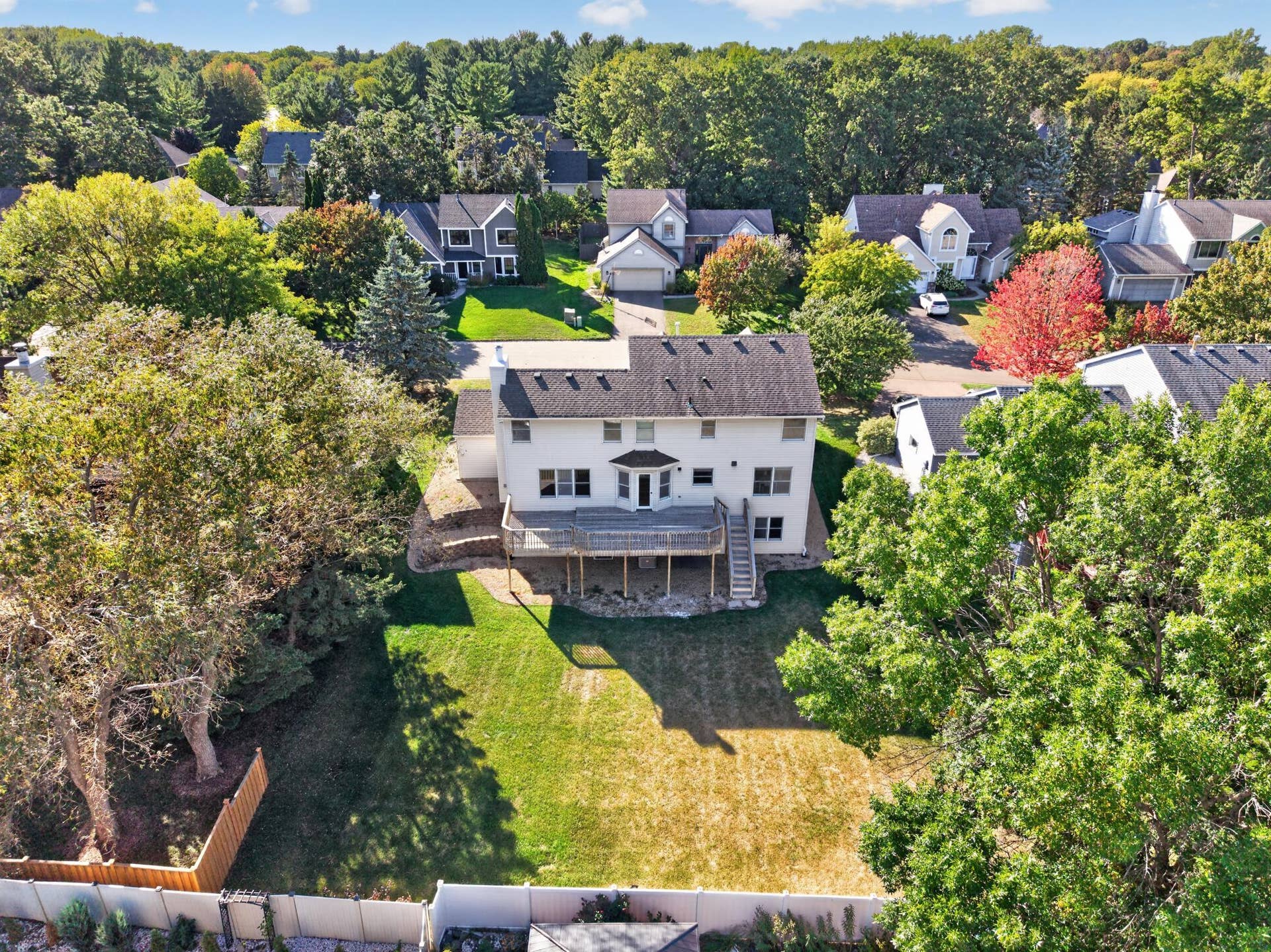 1781 Brighton Trail, Woodbury, MN 55125 Expansive backyard