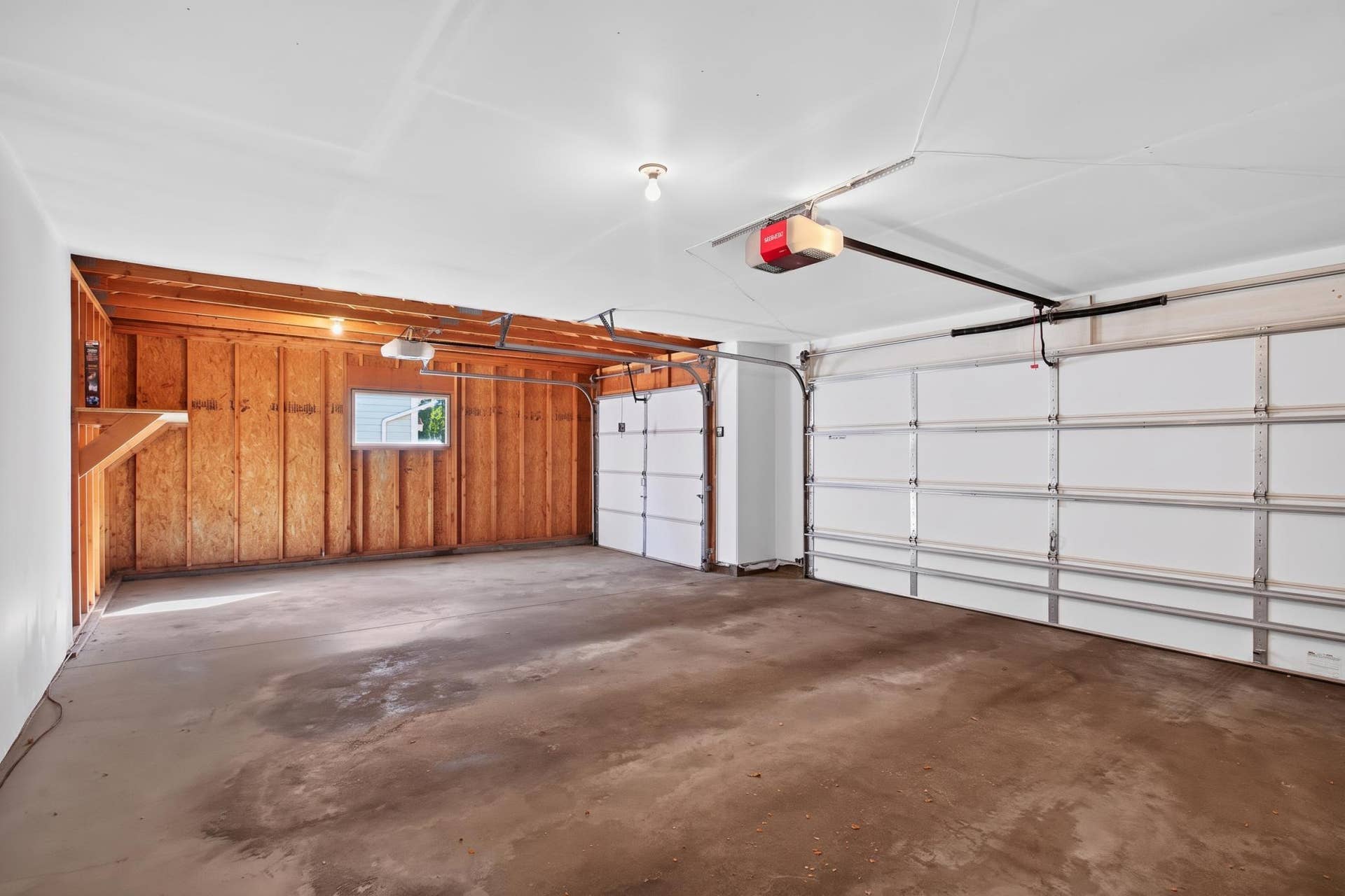 1781 Brighton Trail, Woodbury, MN 55125 3 Car Garage