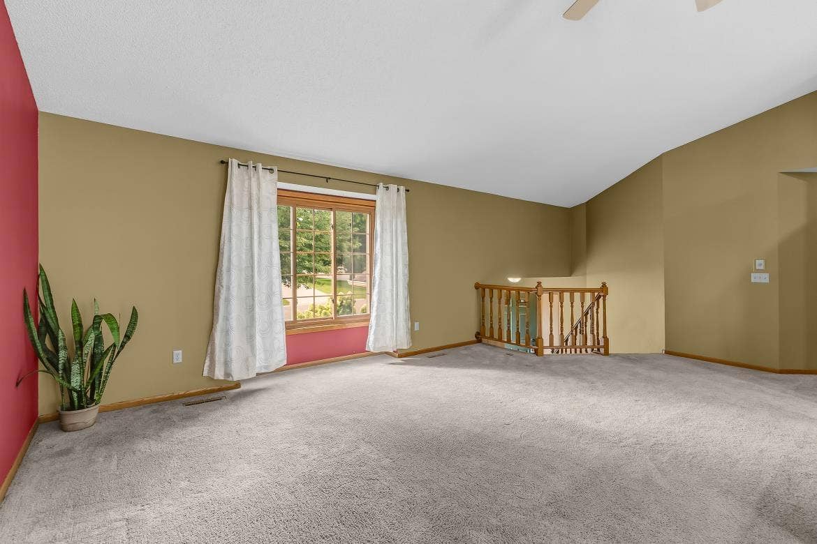 8844 Acadia Road, Woodbury, MN 55125 IMG_9150.jpeg