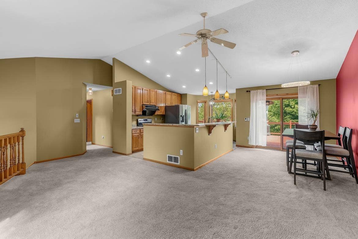 8844 Acadia Road, Woodbury, MN 55125 IMG_9149.jpeg