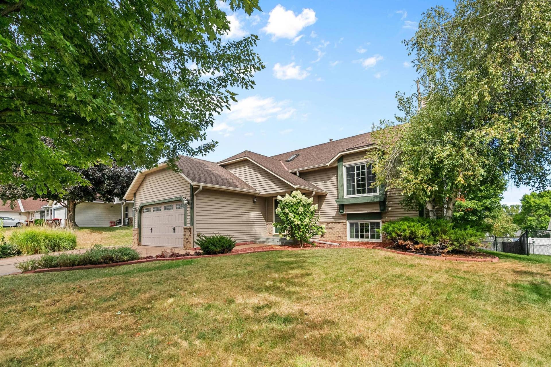 8844 Acadia Road, Woodbury, MN 55125 IMG_9146.jpeg