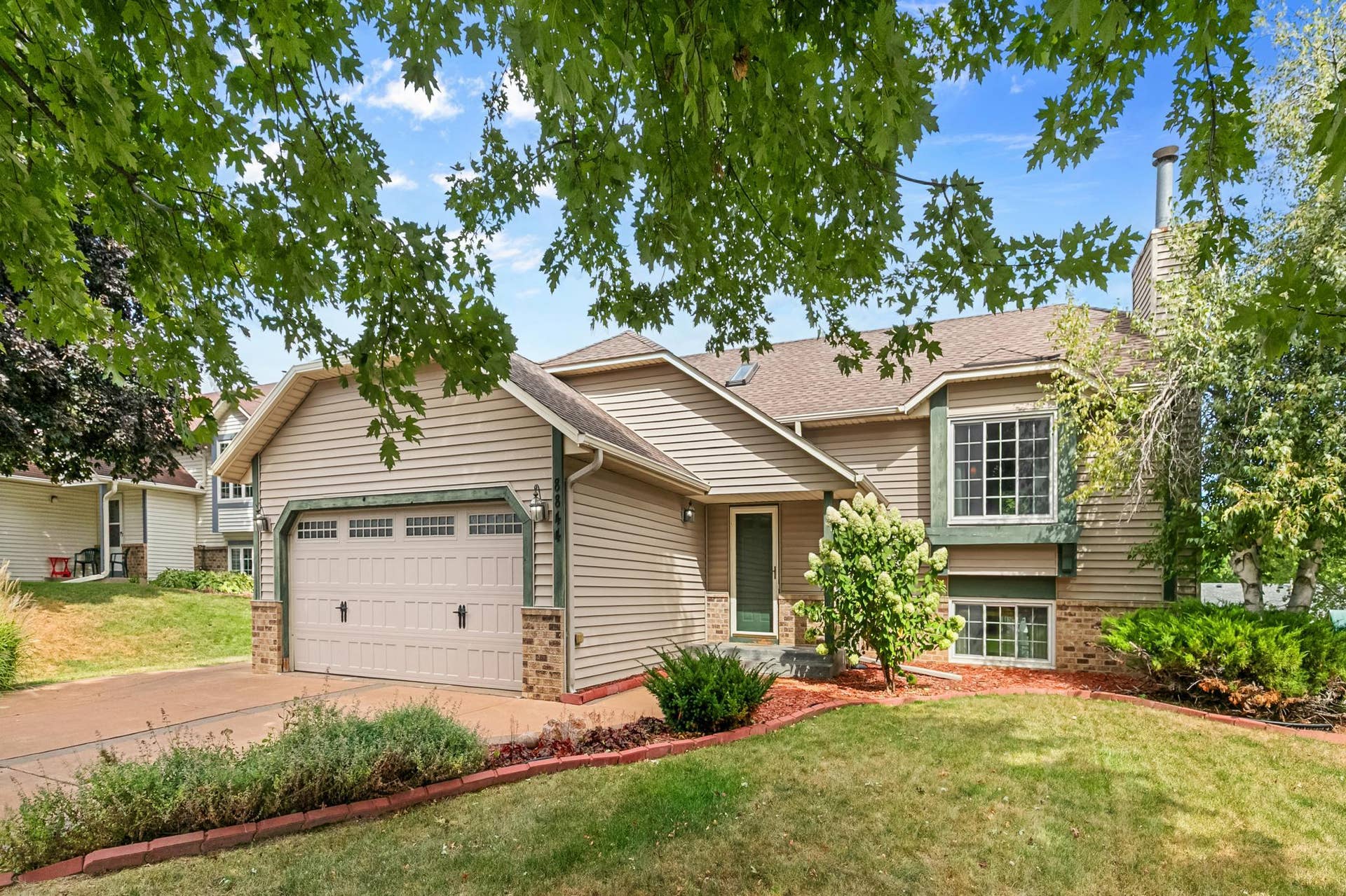 8844 Acadia Road, Woodbury, MN 55125 IMG_9145.JPG