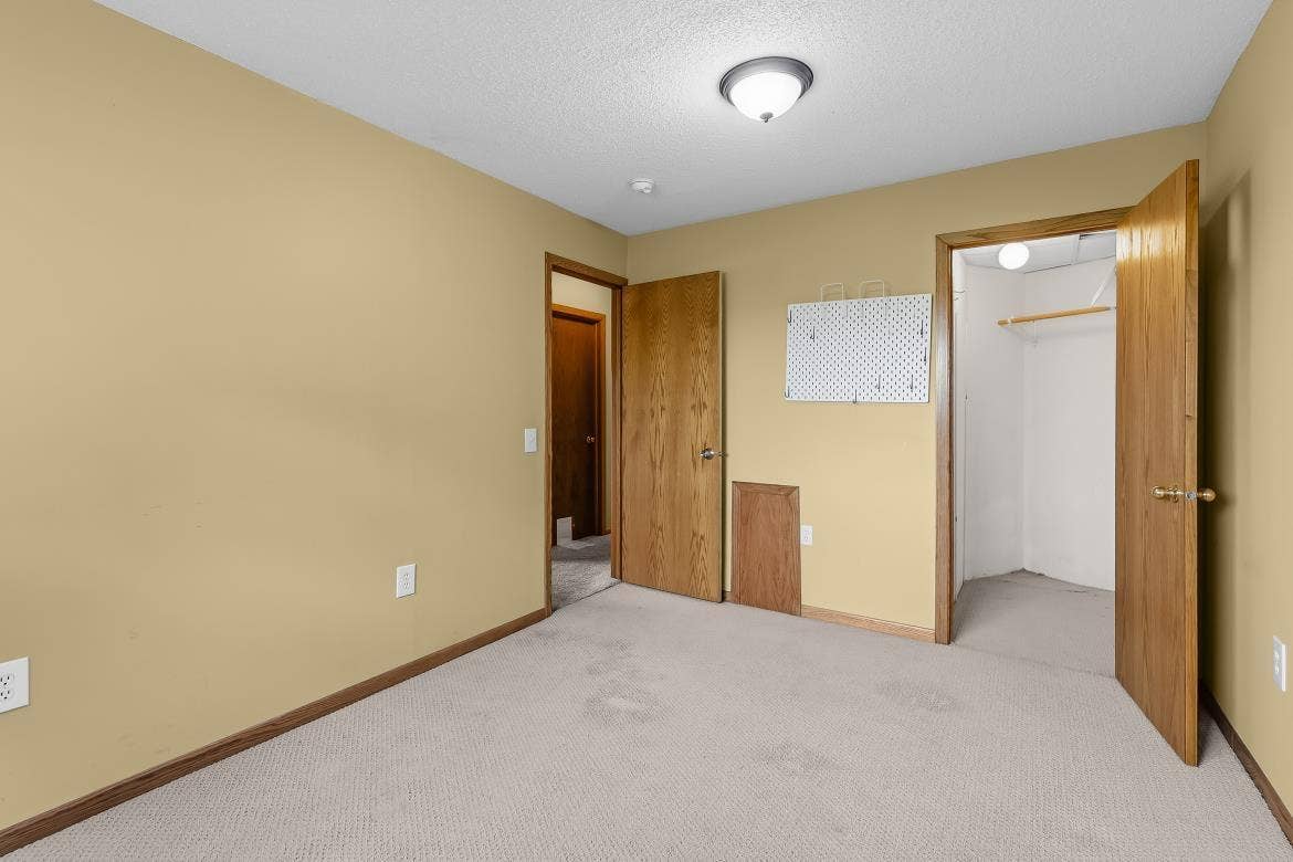 8844 Acadia Road, Woodbury, MN 55125 IMG_9168.jpeg