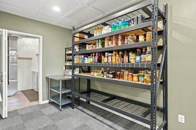 936 Harvest Drive SW, Lonsdale, MN 55046 Large Flex Space-Pantry
