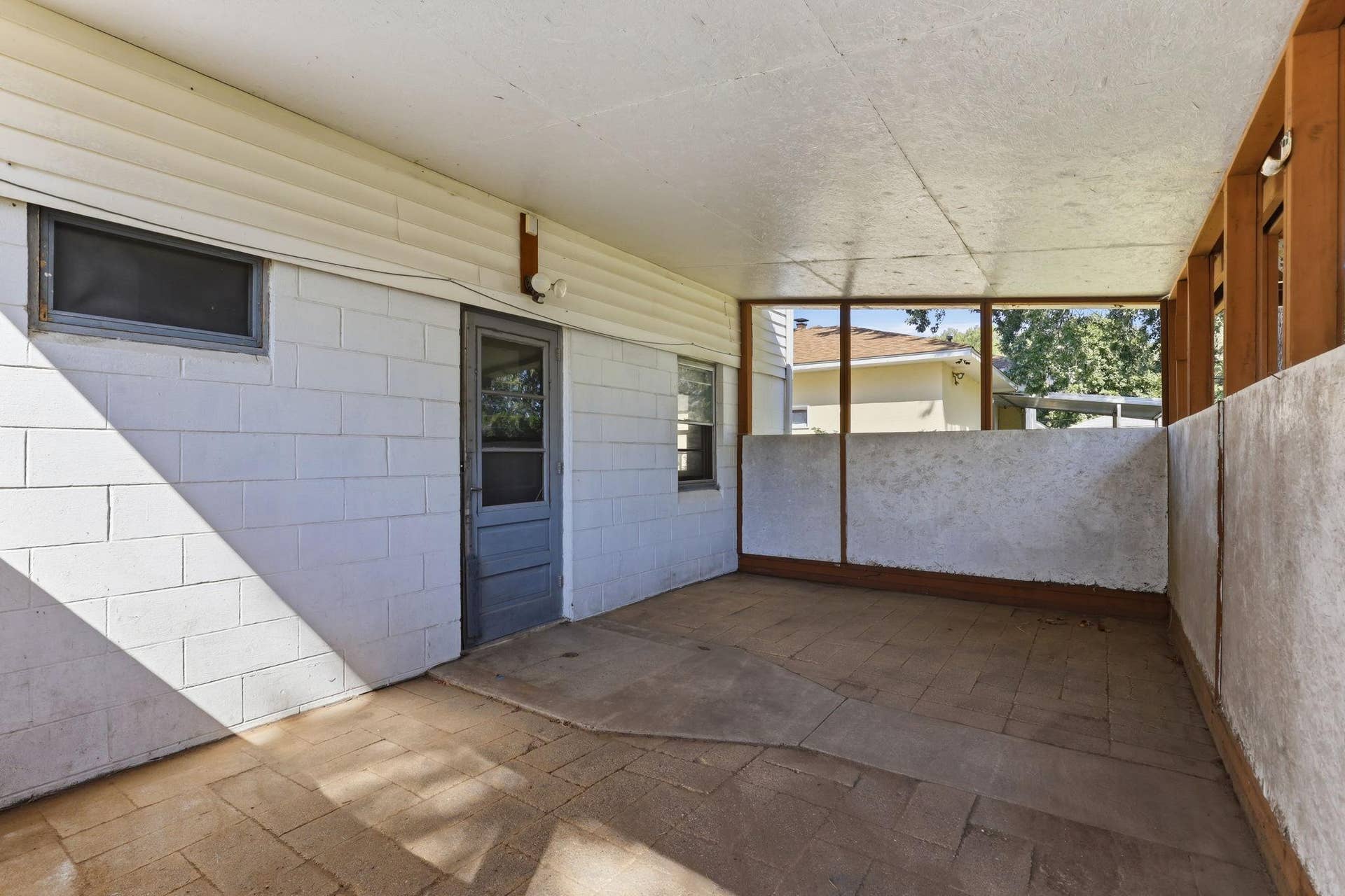 6900 Toledo Avenue N, Brooklyn Center, MN 55429 28-web-or-mls-6900-Toledo-Ave-N-28.jpg