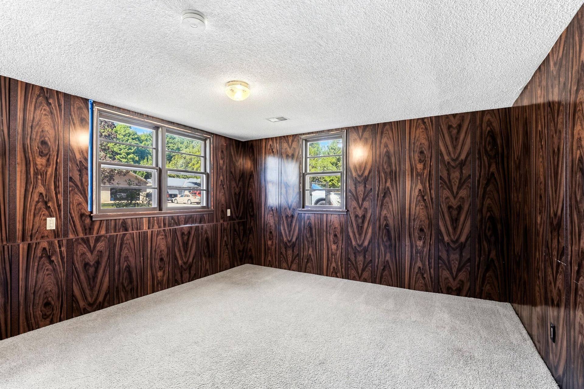 6900 Toledo Avenue N, Brooklyn Center, MN 55429 17-web-or-mls-6900-Toledo-Ave-N-17.jpg