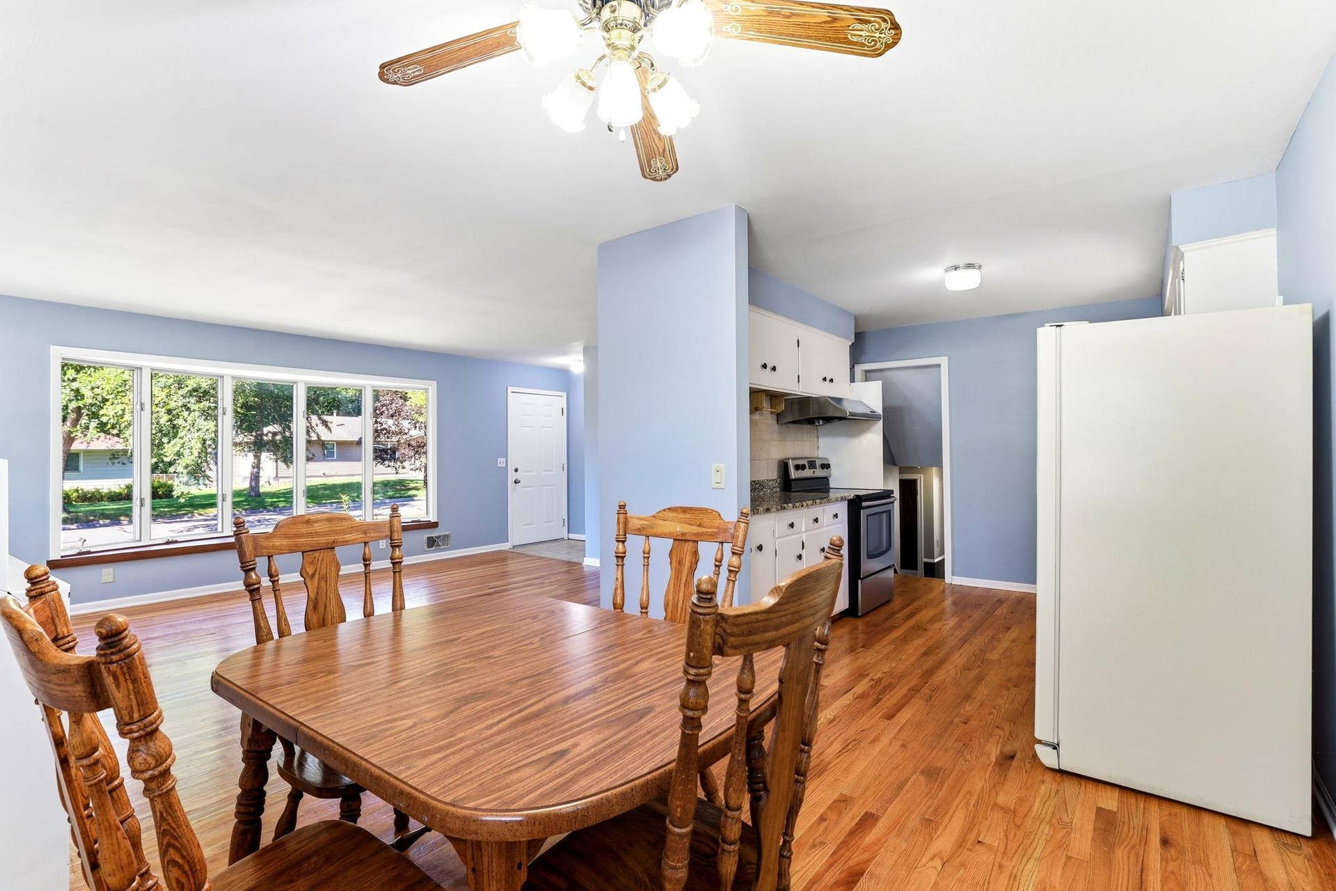 6900 Toledo Avenue N, Brooklyn Center, MN 55429 6-web-or-mls-6900-Toledo-Ave-N-06.jpg