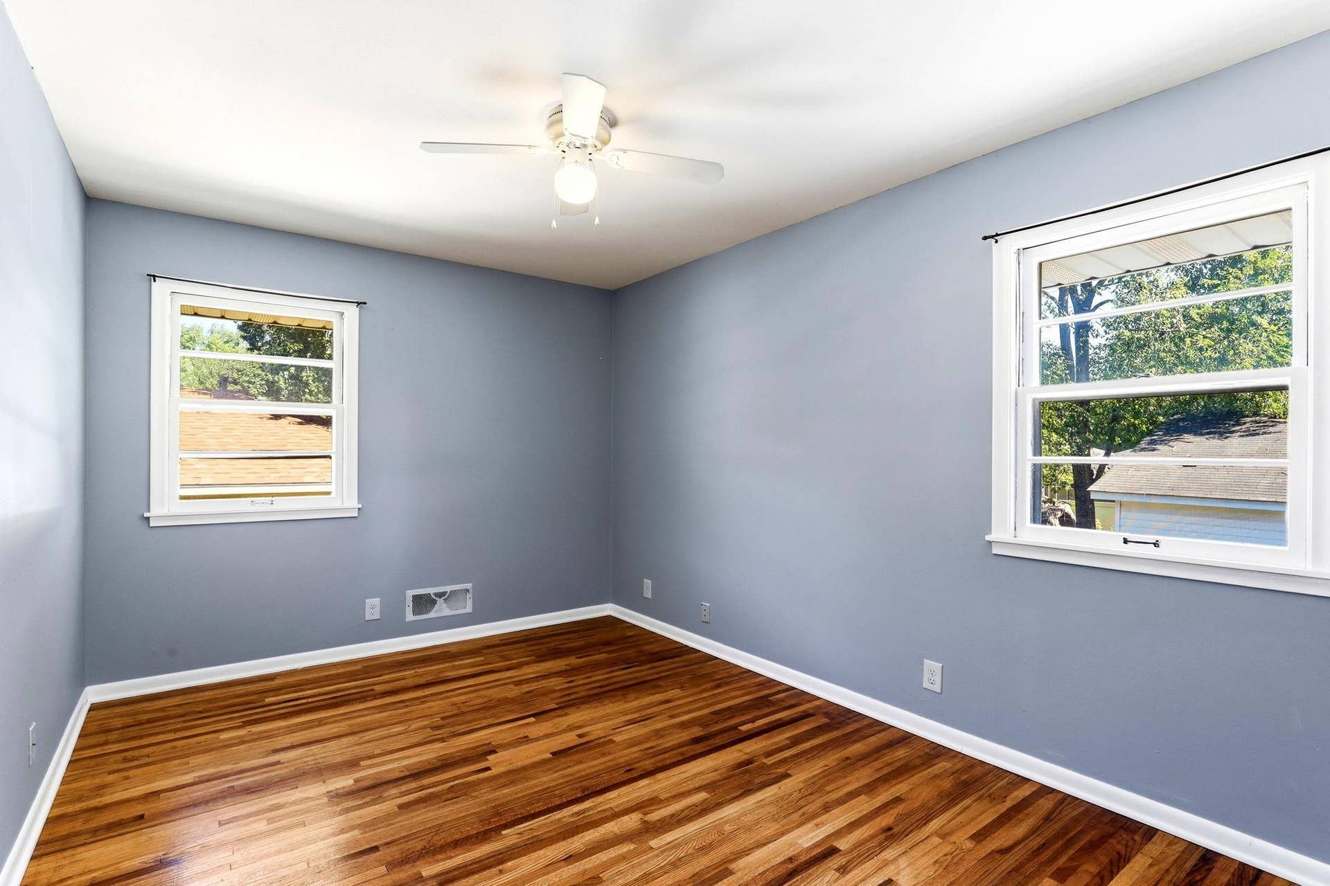 6900 Toledo Avenue N, Brooklyn Center, MN 55429 14-web-or-mls-6900-Toledo-Ave-N-14.jpg