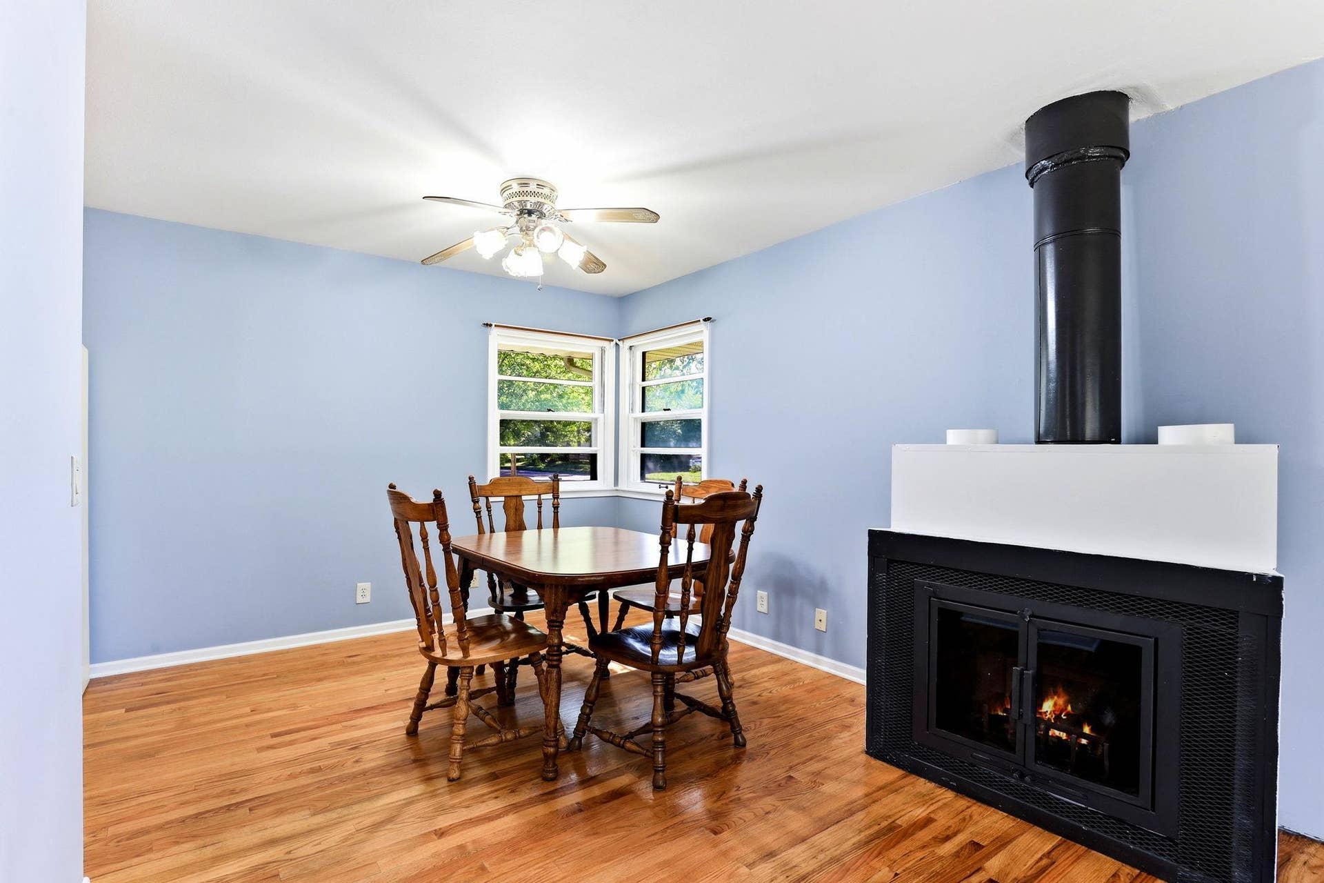 6900 Toledo Avenue N, Brooklyn Center, MN 55429 5-web-or-mls-6900-Toledo-Ave-N-05.jpg