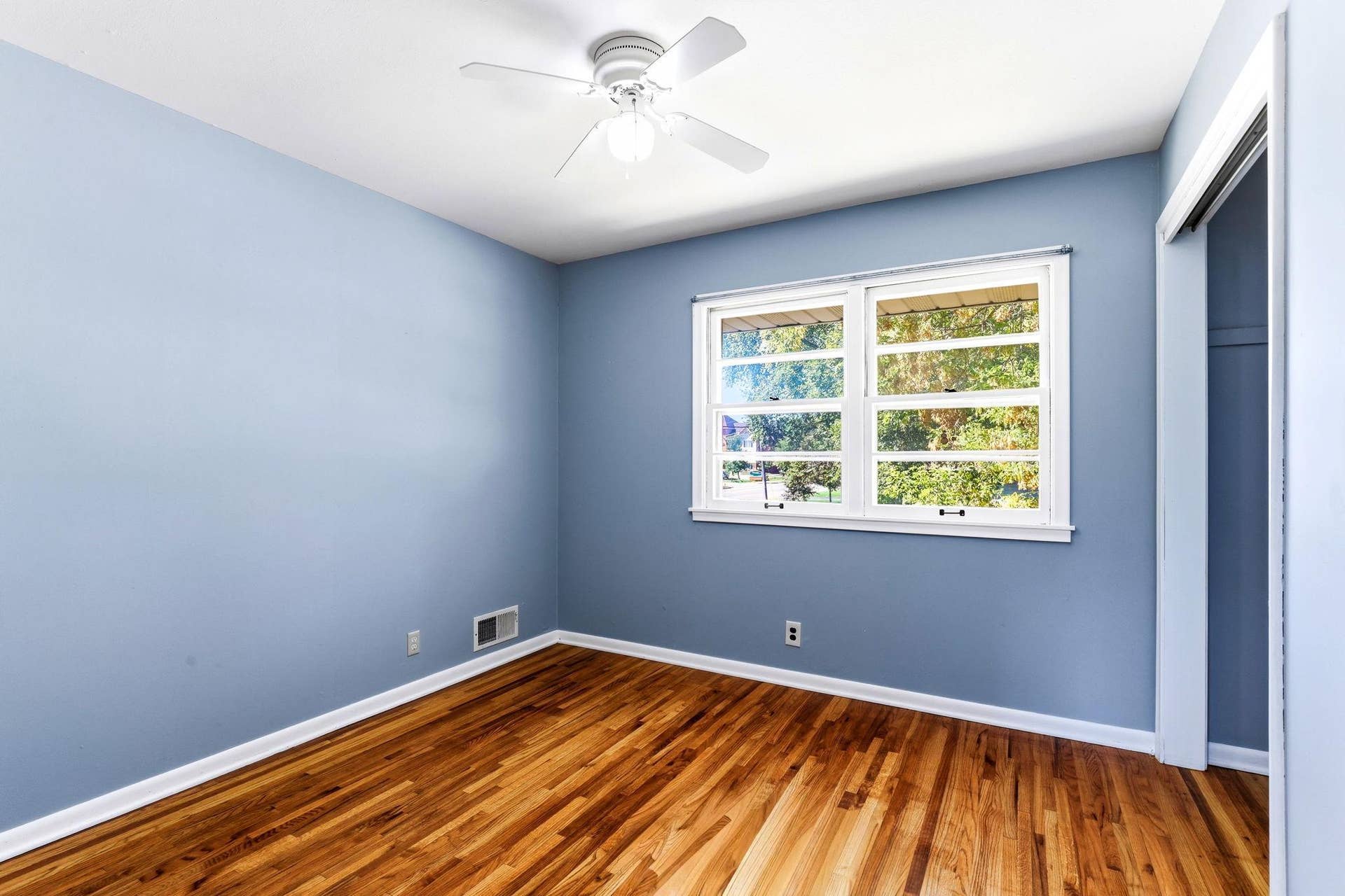 6900 Toledo Avenue N, Brooklyn Center, MN 55429 10-web-or-mls-6900-Toledo-Ave-N-10.jpg