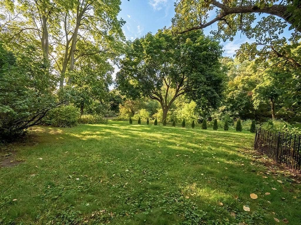 9508 Riverview Avenue, Bloomington, MN 55425 Beautiful half acre lot
