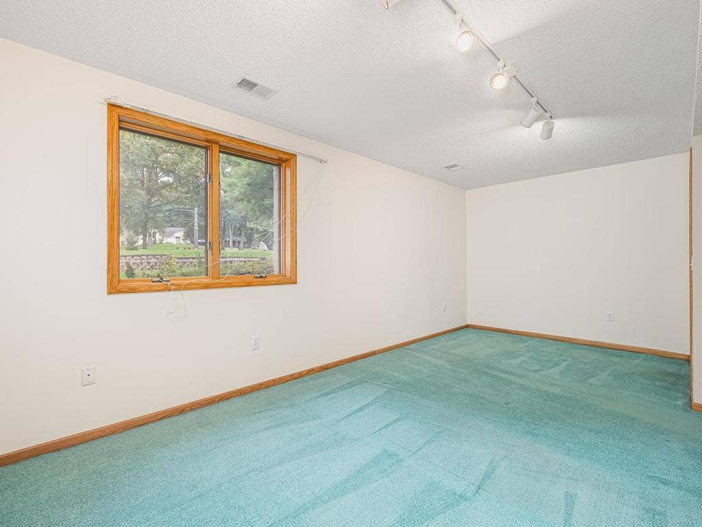 9508 Riverview Avenue, Bloomington, MN 55425 Very large lower level bedroom