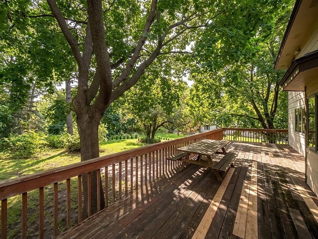 9508 Riverview Avenue, Bloomington, MN 55425 Large deck with nature backsplash