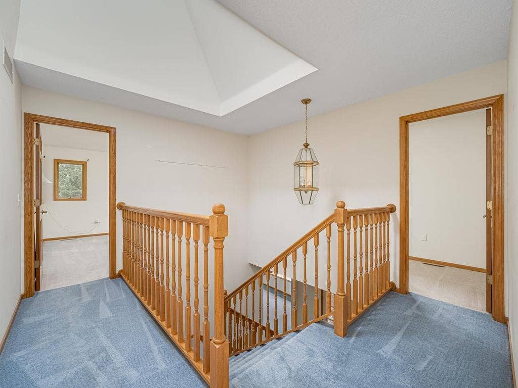 9508 Riverview Avenue, Bloomington, MN 55425 Vaulted Upper level with Skylight