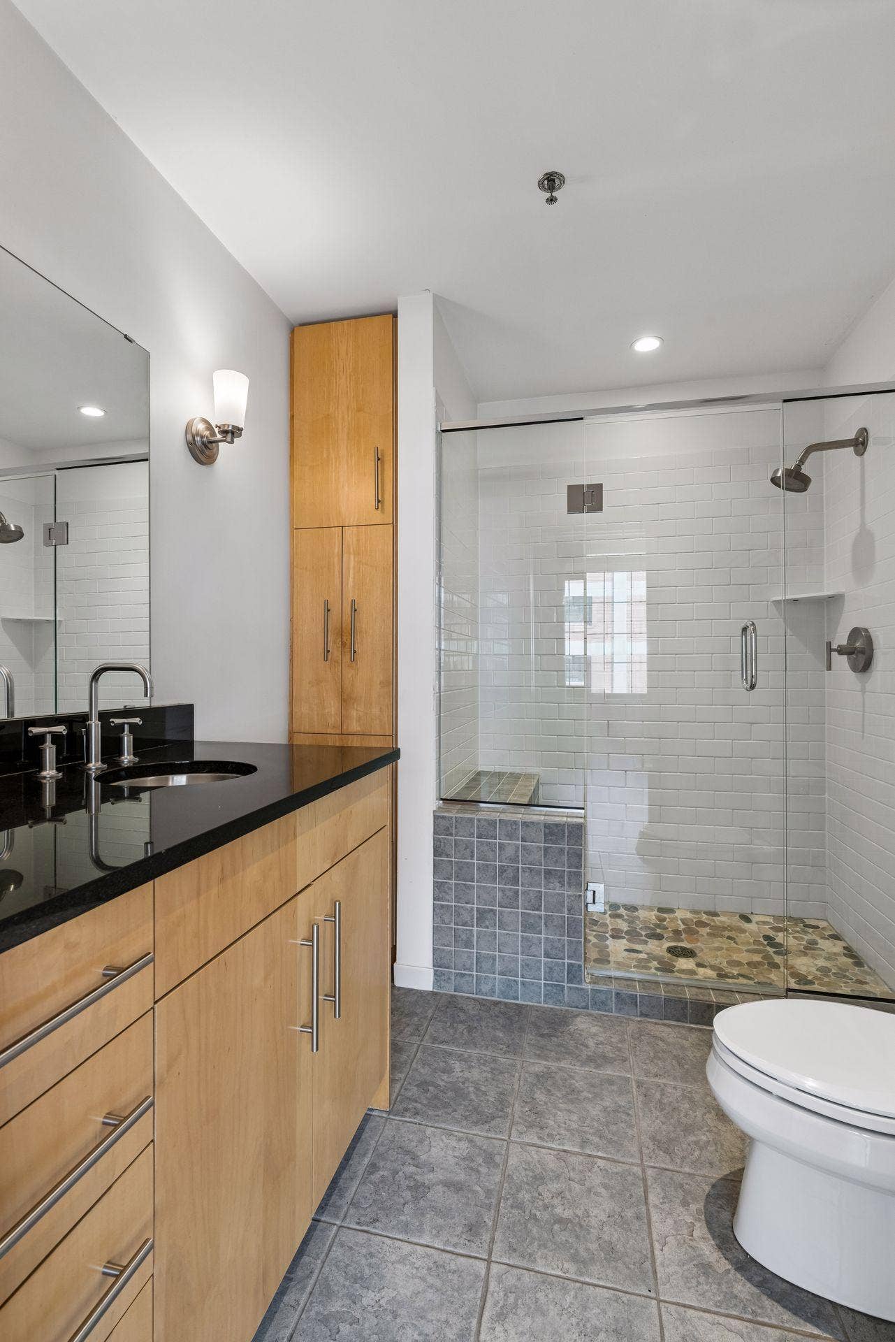 525 3rd Street N, #314, 59, Minneapolis, MN 55401 Primary Bedroom Bathroom