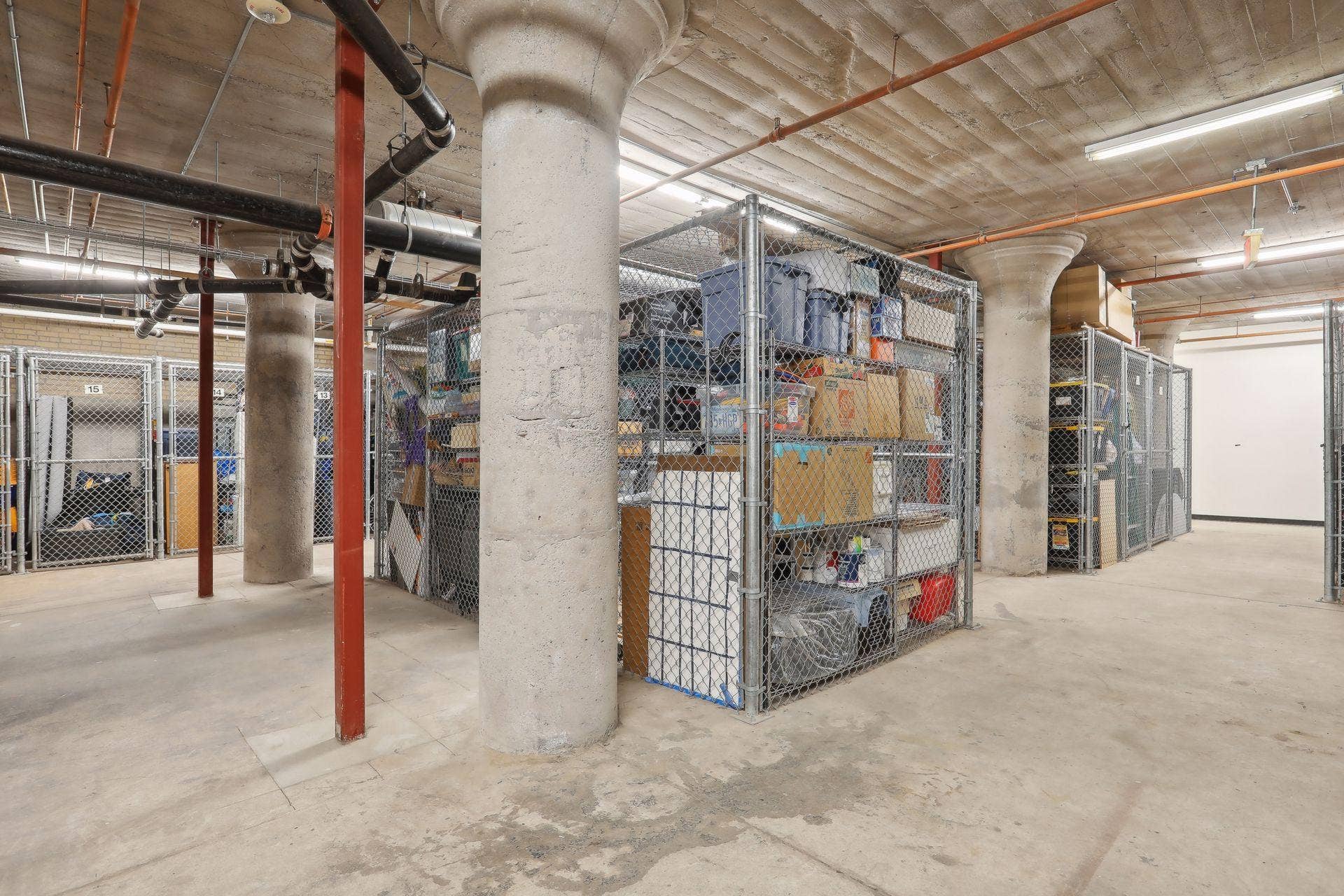 525 3rd Street N, #314, 59, Minneapolis, MN 55401 Private Storage unit included