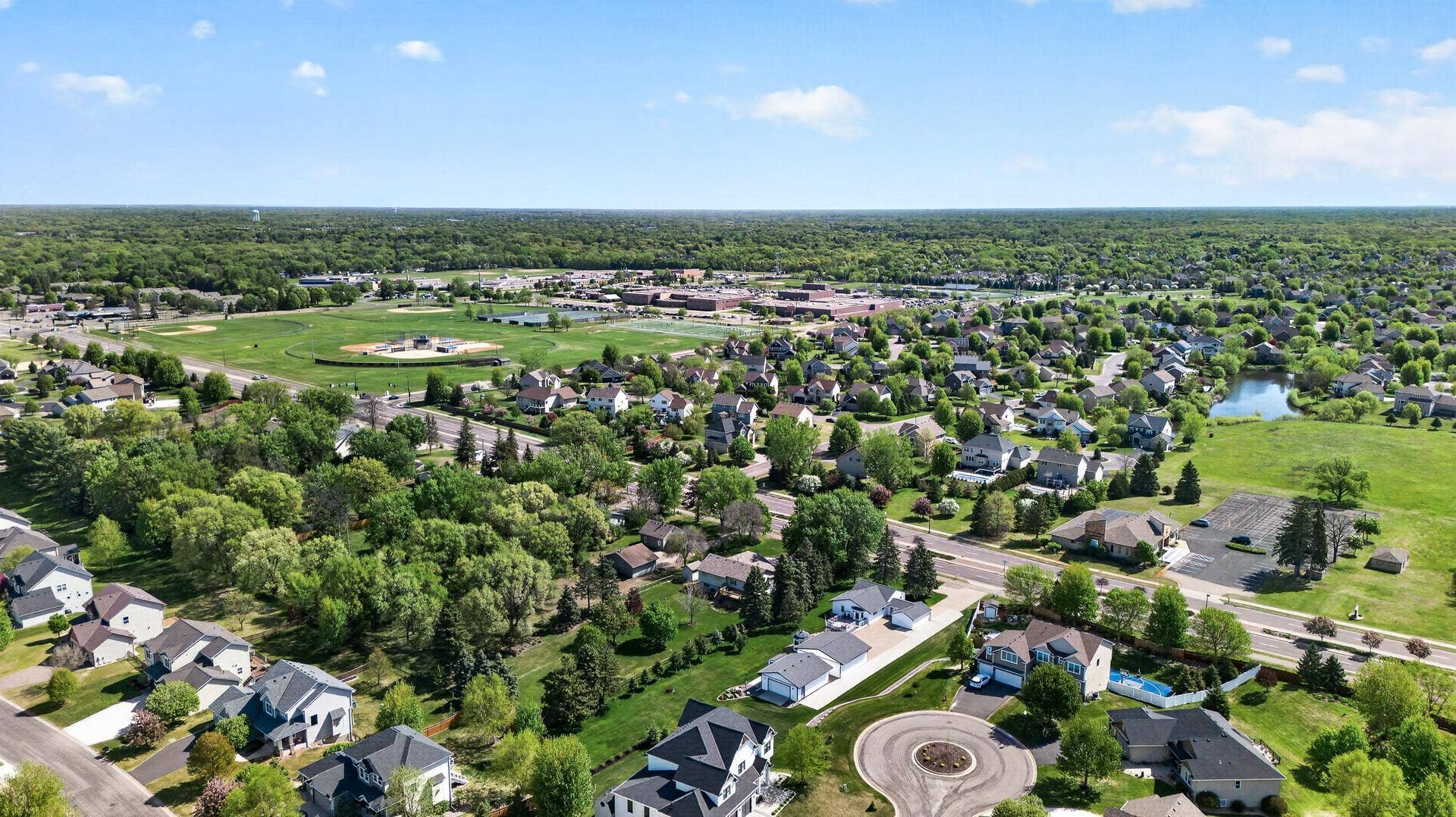 6206 106th Avenue N, Brooklyn Park, MN 55443 6206 106th Avenue N, Brooklyn Park, MN 55443