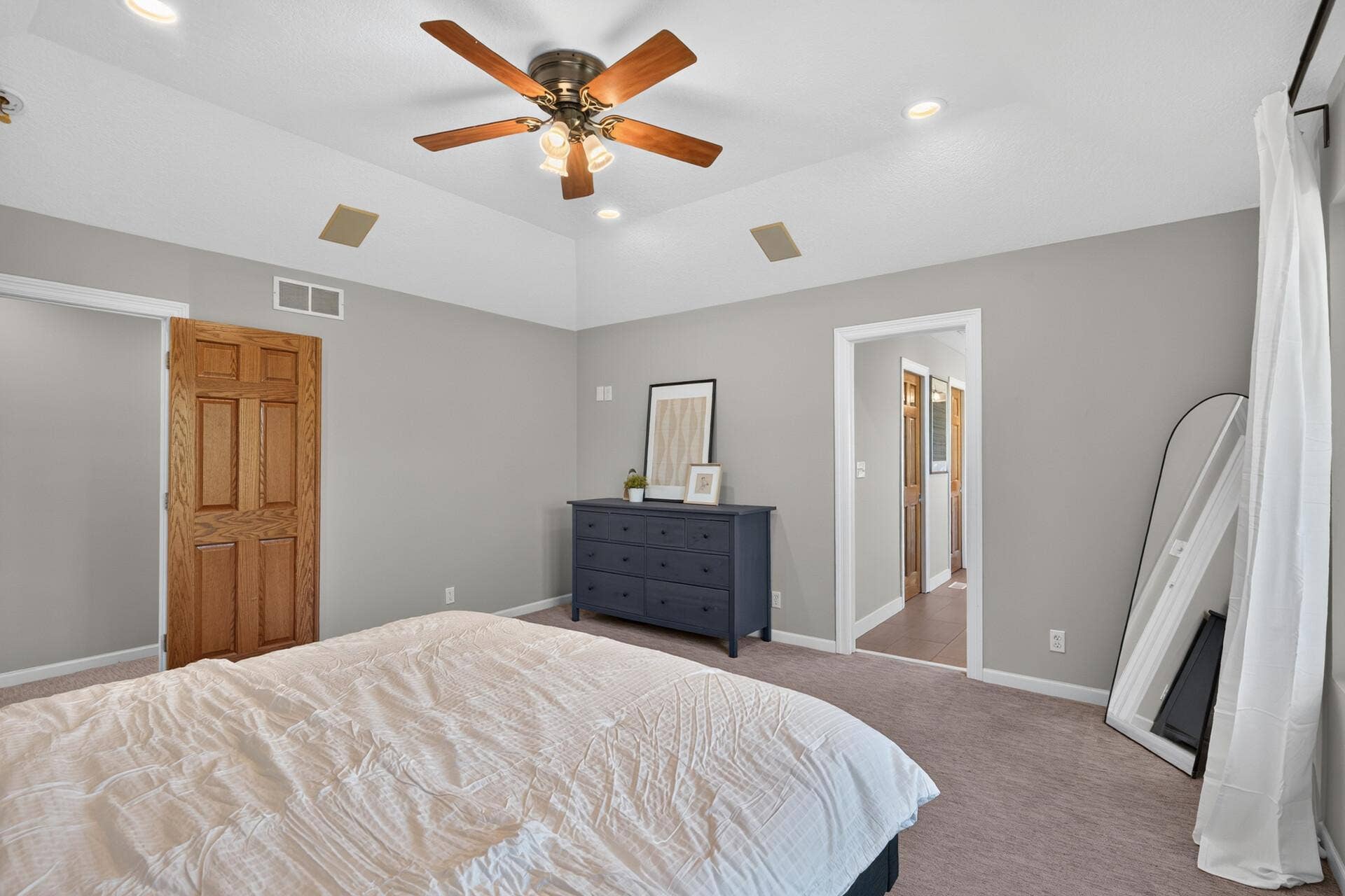 6206 106th Avenue N, Brooklyn Park, MN 55443 47_6206_106th28_mls.jpg