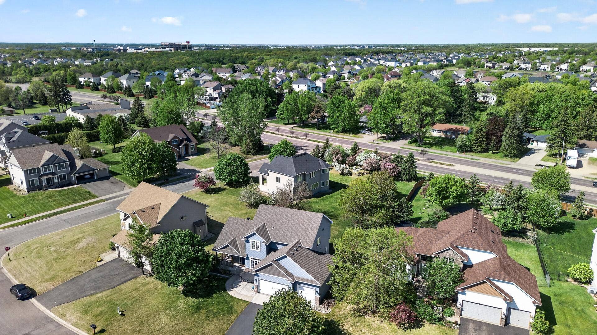 6206 106th Avenue N, Brooklyn Park, MN 55443 6206 106th Avenue N, Brooklyn Park, MN 55443